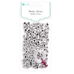 Бусины буквы белые 130шт
