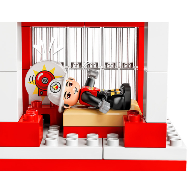 Constructor LEGO DUPLO Stația de pompieri și elicopter
