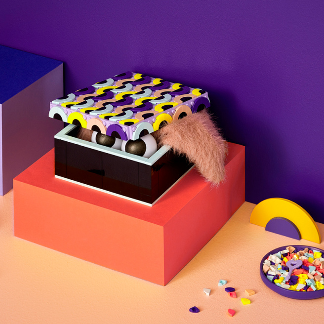 Constructor LEGO DOTS cutie mare