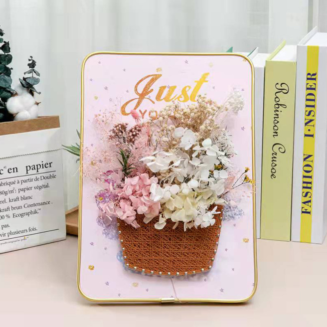 Set pentru creație String Art "Coșuleț pentru flori"