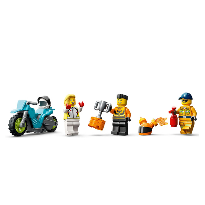 Конструктор  LEGO City Трюковый грузовик и вызов огненных колец