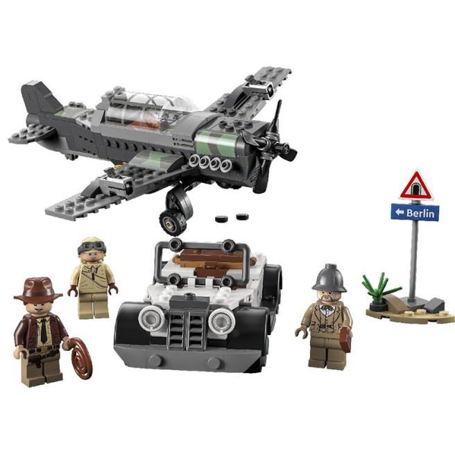 Конструктор LEGO Indiana Jones Погоня на истребителе