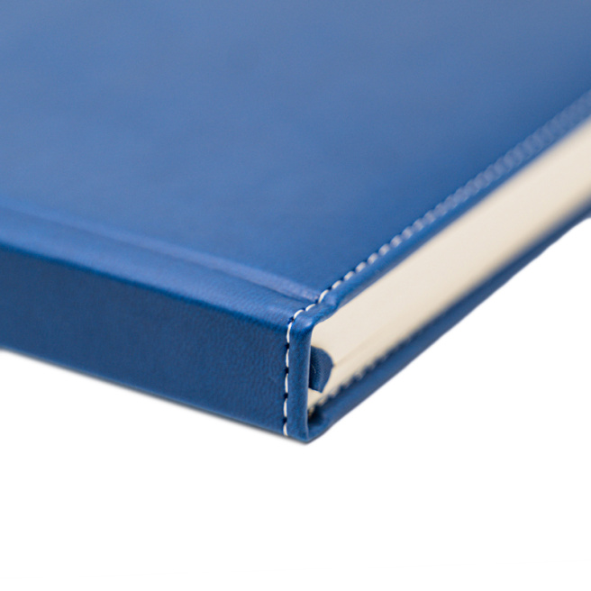 Ежедневник недатированный B5 IDEE Premium "Matte Blue"