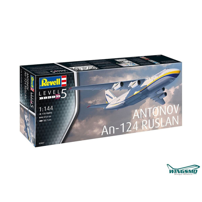 Avion de asamblat Antonov An-124 "Ruslan"