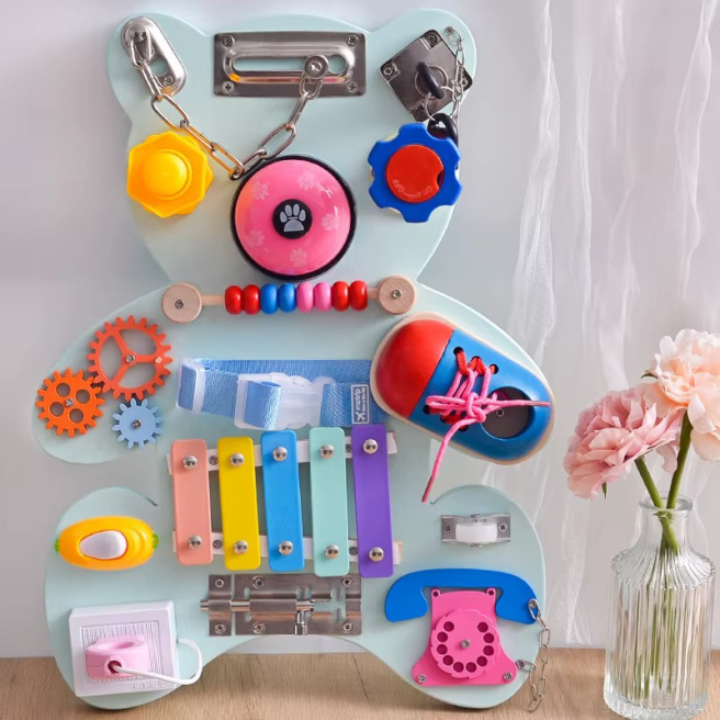 Busyboard Ursuleț Pastel