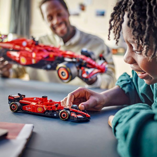 Конструктор LEGO Speed Champions Гоночный автомобиль Ferrari SF-24 F1