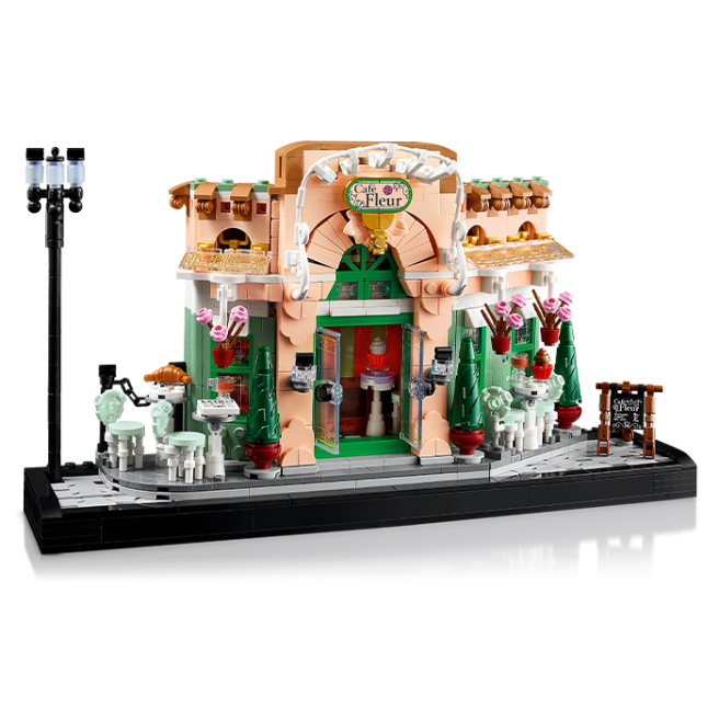 Конструктор LEGO Icons Французское кафе