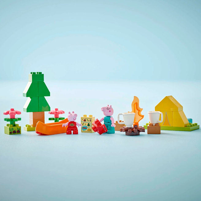 Конструктор LEGO DUPLO Поход в кемпинг