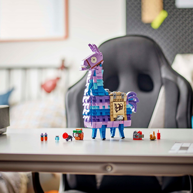 Конструктор LEGO Fortnite Лама снабжения
