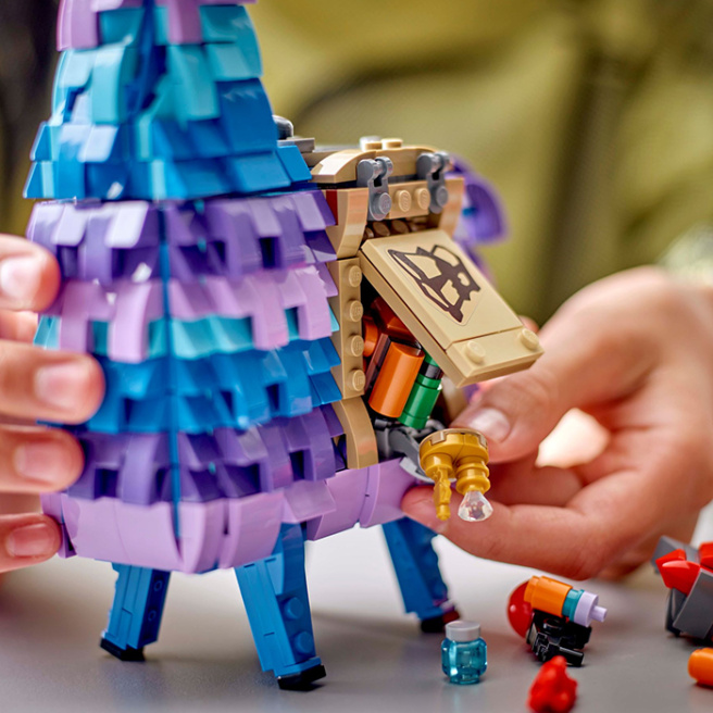Конструктор LEGO Fortnite Лама снабжения