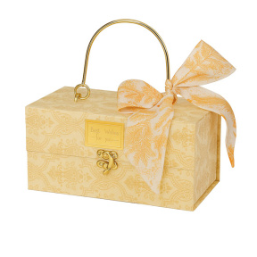 Подарочная коробка-шкатулка с ручкой, шампанское 25 * 14 * 12 см