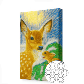 Олененок и бурундук в зимнем лесу.Алмазная мозаика 40x50 см