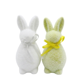 Set de iepurași de Paște din pluș, alb și galben