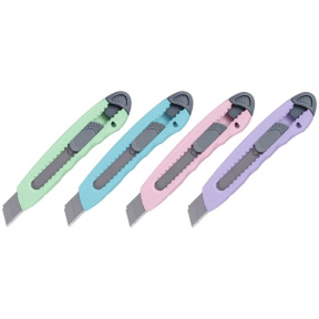 Нож 18 мм AXENT 6402 ассорти