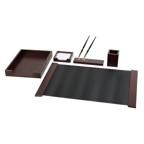 Set de masă din lemn: 5 elemente din lemn roșu